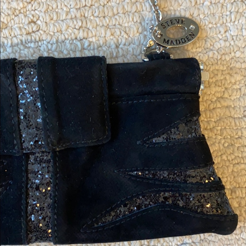 Steve Madden black suede clutch - Picture 2 of 6